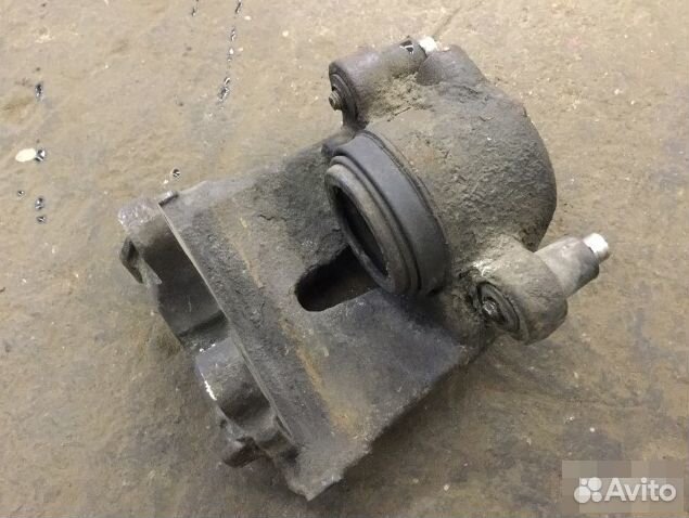 Суппорт передний правый бмв Х5 Е70 2007-2013 года