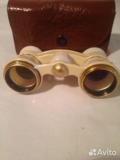 Бинокль театральный