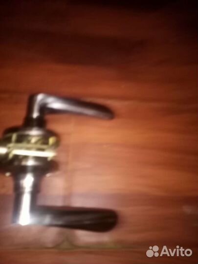 Дверная ручка