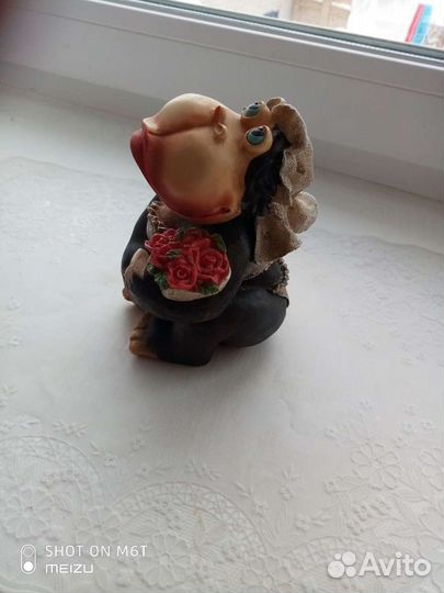 Статуэтки, копилка