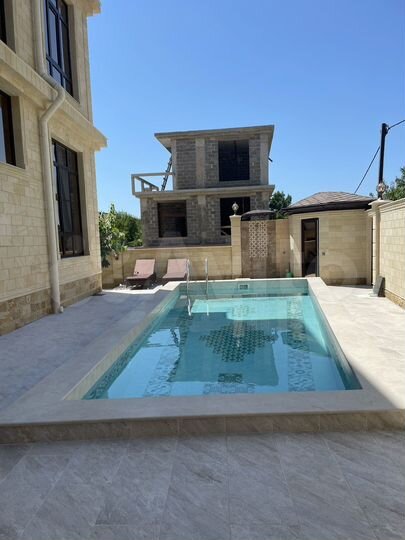 Коттедж 160 м² на участке 4 сот.