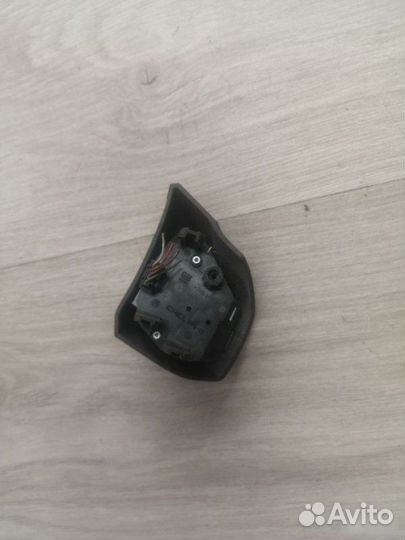 Кнопки руля левые Opel Astra H