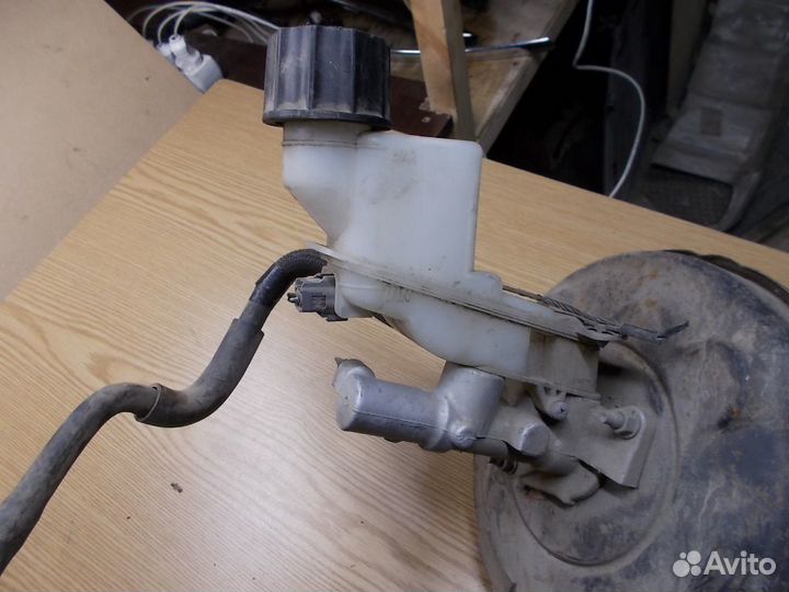 Усилитель тормозов Мазда 6 02-07 (GG) C0504000