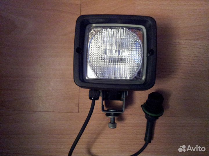 Противотуманка volvo FE-FLL 20779458