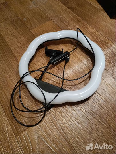 Кольцевая лампа многоцветная для фото и видеосъемк