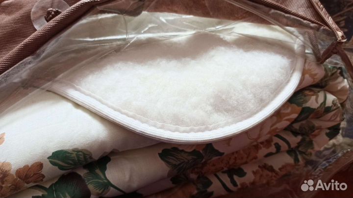 Одеяло 1,5 спальное овечья шерсть