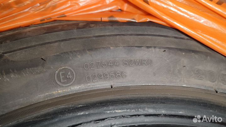 Tracmax X-Privilo TX3 205/55 R16 94W