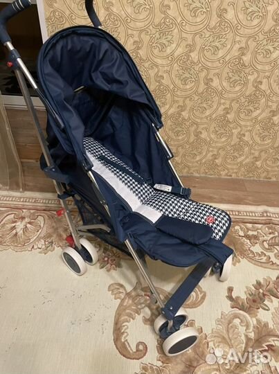 Коляска прогулочная