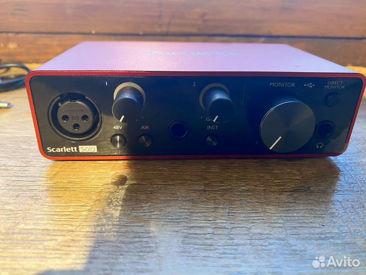 Звуковая карта focusrite scarlett solo 3rd gen