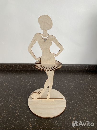 Салфетница из дерева