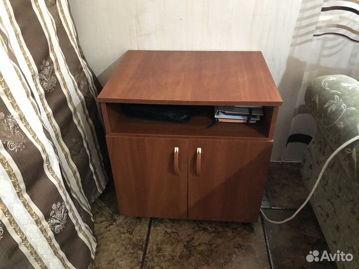 Тумба под телевизор