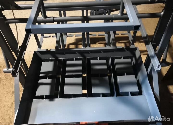 Станок для шлакоблока, керамзитобетона, с завода