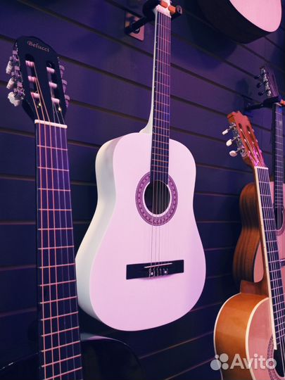 Классическая гитара белая Belucci новая