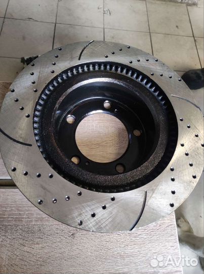 Диск передний тормозной Lexus Toyota