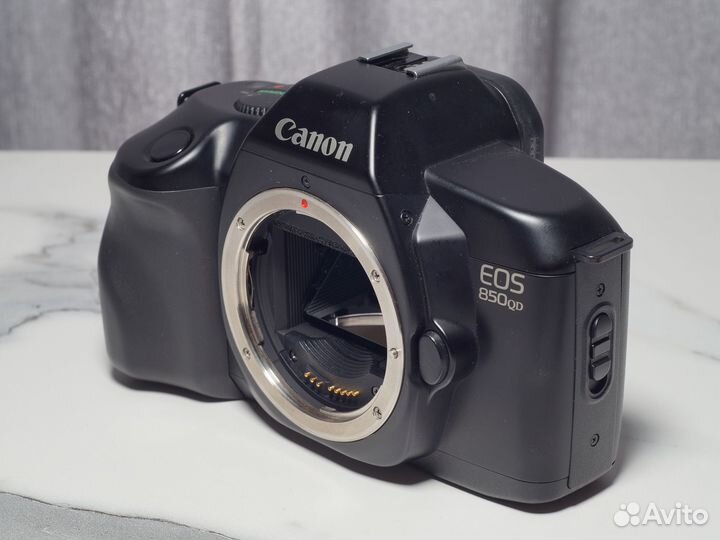 Canon EOS 850 Qd (body)