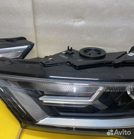 Фара Audi Q7 4M LED рестайлинг