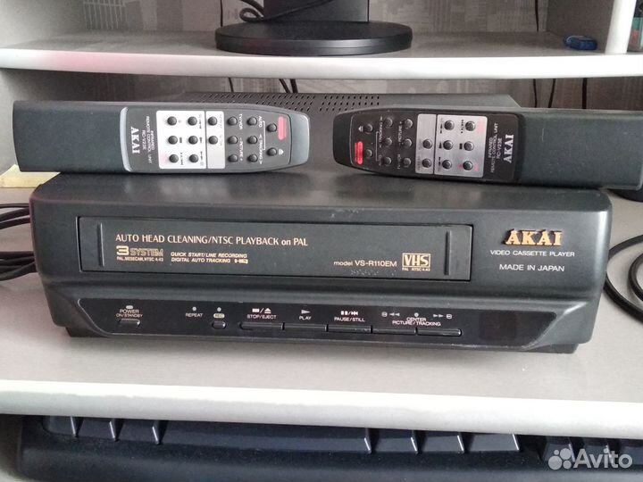 Видеоплеер пишущий Akai VS-R110EM