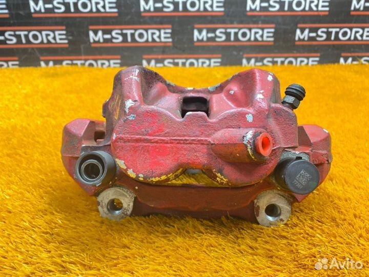 Суппорт передний правый Volvo Xc60 DZ44 B4204T6