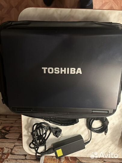 Ноутбук toshiba