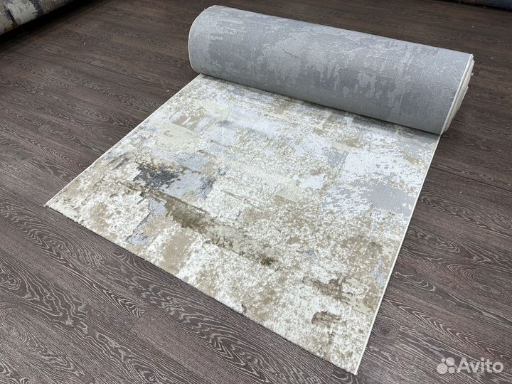 Ковер, ковровая дорожка современная