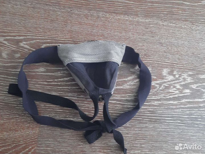 Хоккейная защита паха