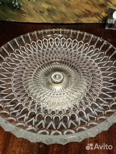 Большая хрустальная ваза для фруктов,на ножке