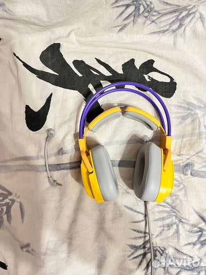Игровые наушники