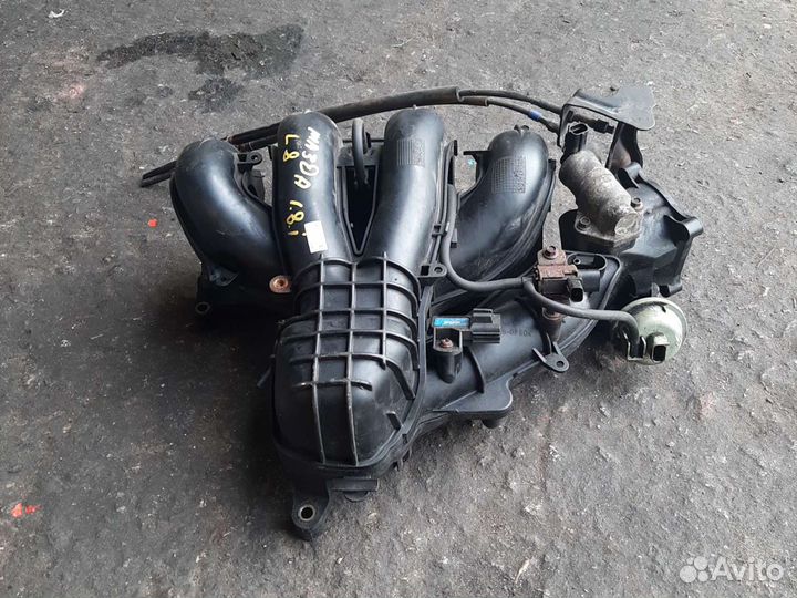 Коллектор впускной Мазда 1.8i двигатель