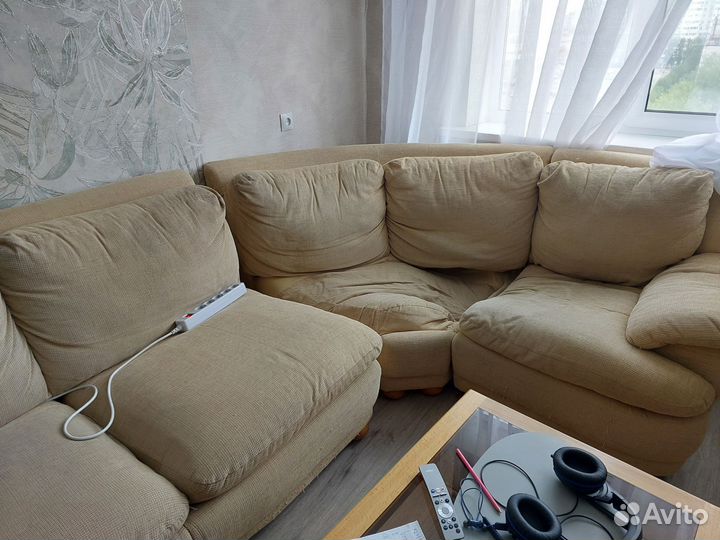 Угловой диван бу