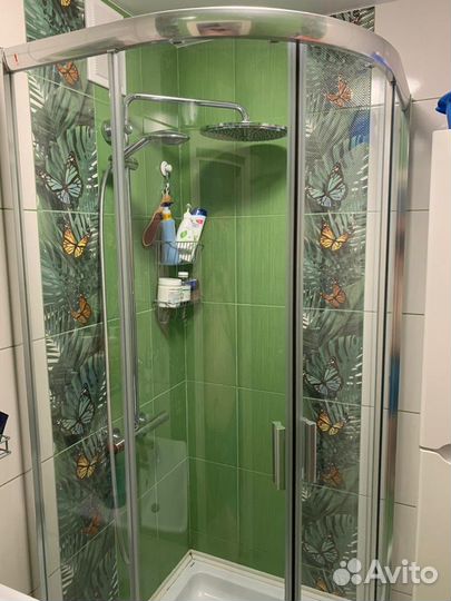 Душевой уголок