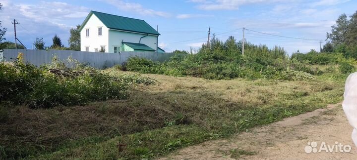 Покос травы спил деревьев