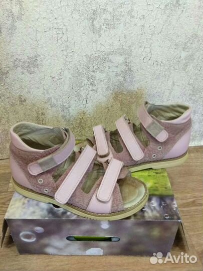Сандали для девочки
