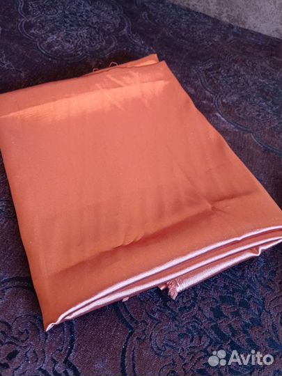 Атласная ткань