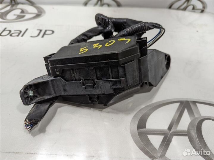 Блок предохранителей Toyota Ch-R ZYX10 2zrfxe 2017