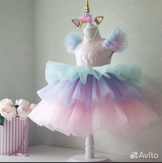 Радужное платье для девочки