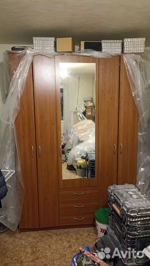Шкаф для одежды бу
