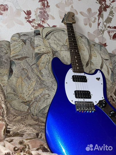 Электро гитара Fender mustang с комбиком