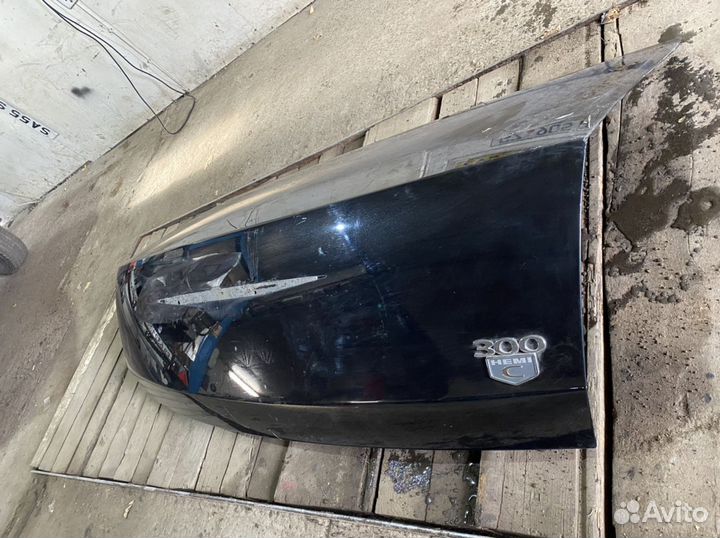 Крышка багажника Chrysler 300C