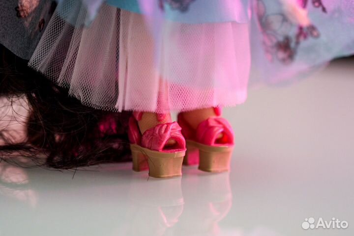 Кукла Na na na surprise 4 series