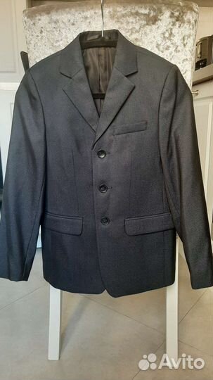 Костюм школьный Valenti. Новый. Школьная форма