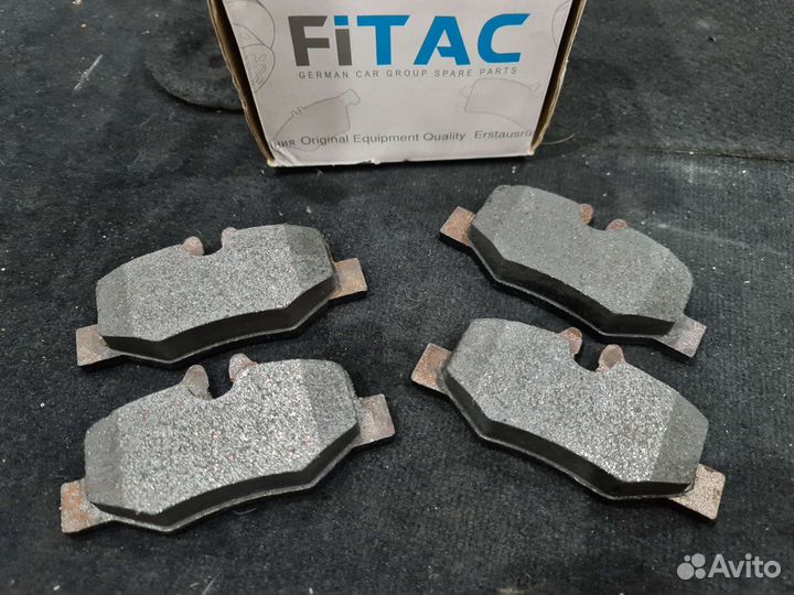 Тормозные колодки задние Mercedes W639