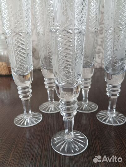 Хрустальные фужеры 21см