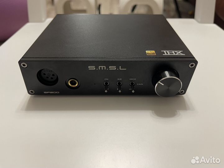 Усилитель S.M.S.L SP200