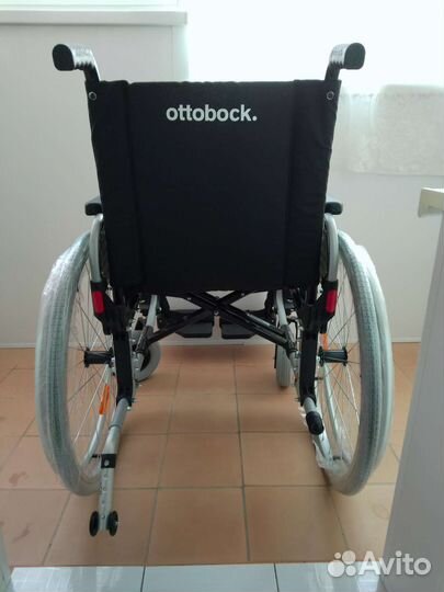 Инвалидное кресло-коляска новое