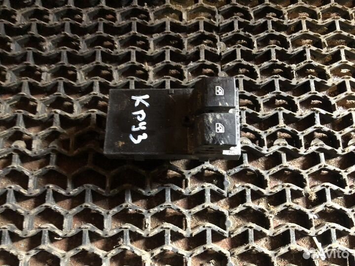 Блок управления стеклоподъемниками Круз 1