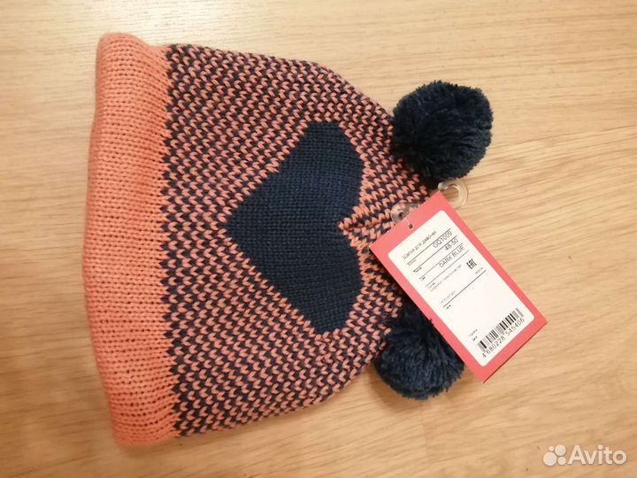 Шапка для девочки новая