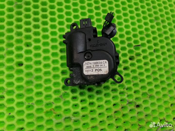 Моторчик заслонки Форд Фокус