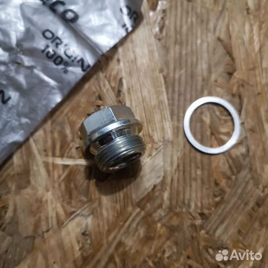 Пробка масляного поддона Ивеко Стралис