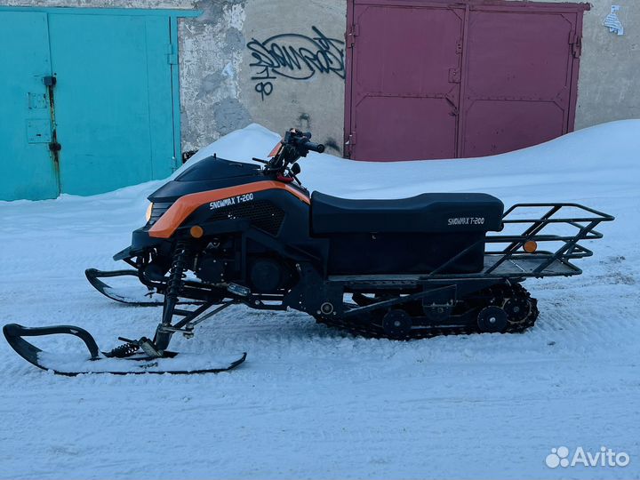 Snowmax T-200