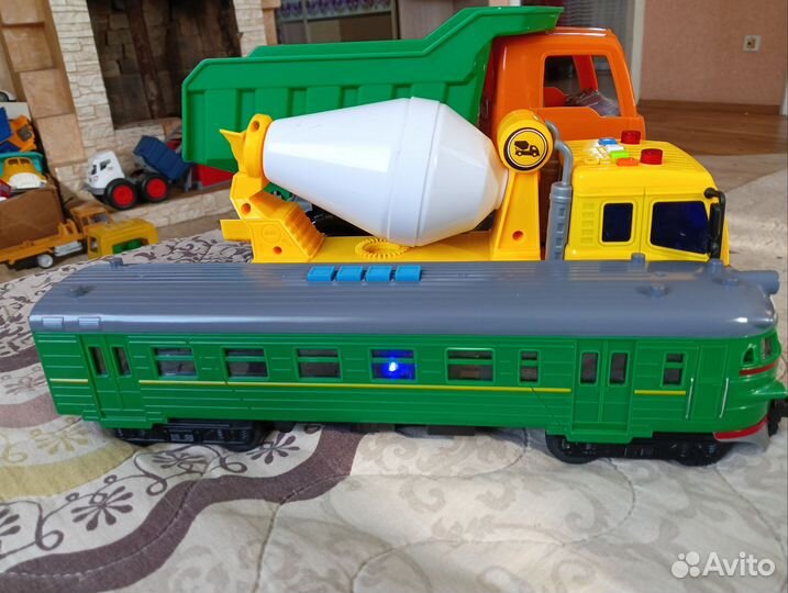 Детские игрушки